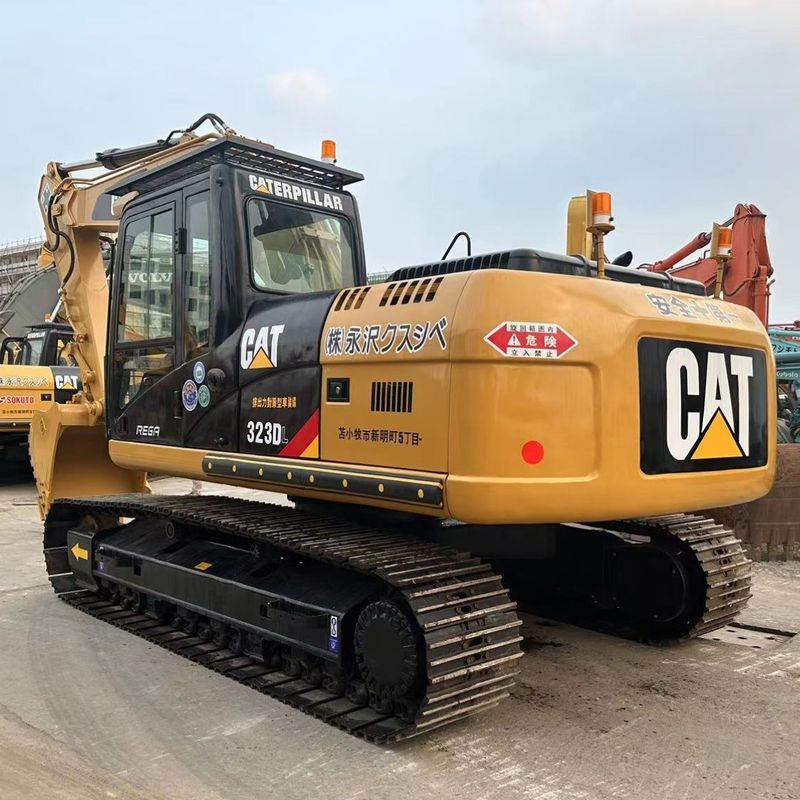 사용 된 Caterpillar 323DL 수압 크롤러 발굴기 무게 23 톤 CAT C6.6 엔진