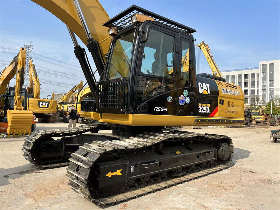 CAT 325DL 수압 발굴기 일본 제조 C7 엔진 1.4m3 버킷 용량.