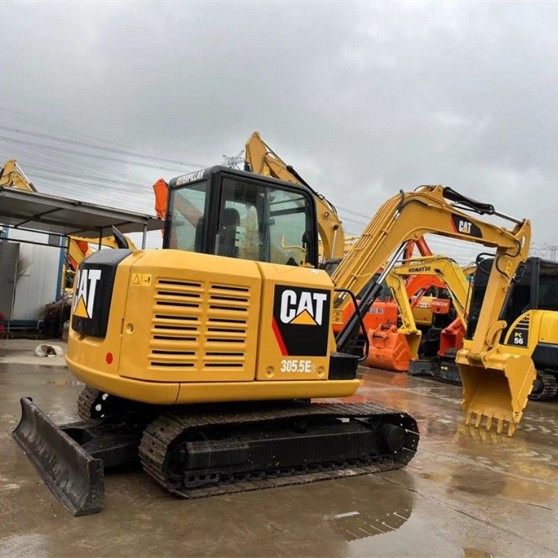 작은 5톤 CAT 305.5E2 발굴기, C2.4 디젤 엔진