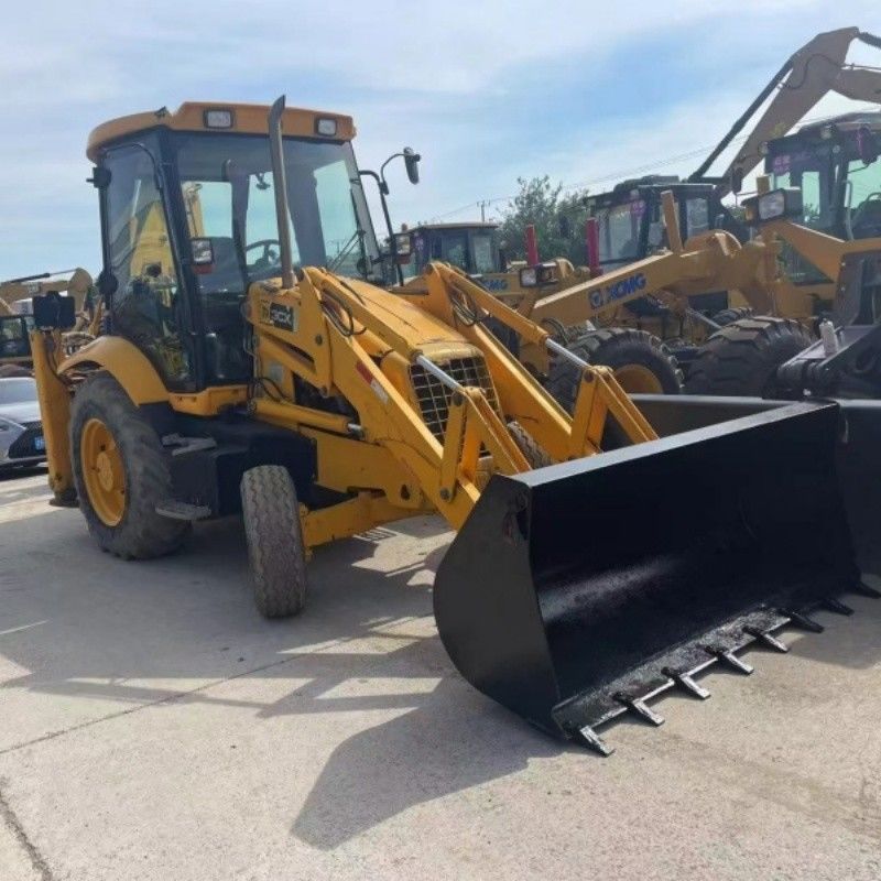 원래 페인트 JCB 3CX 배크호 로더 4 바퀴 드라이브 발굴 및 로딩