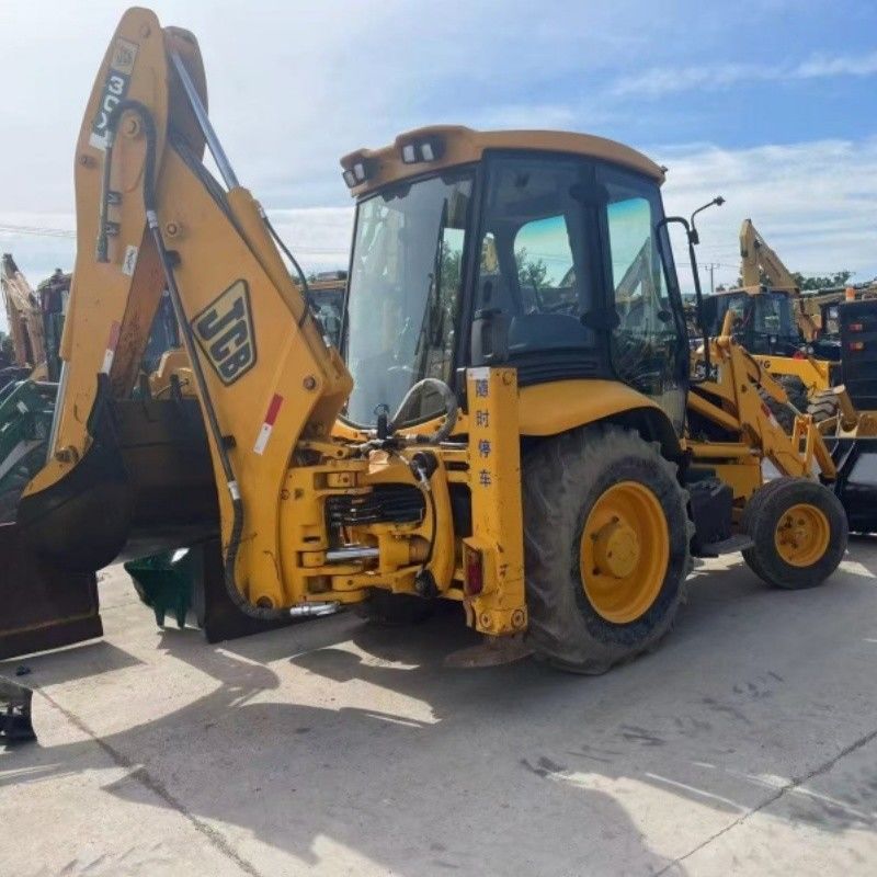 원래 페인트 JCB 3CX 배크호 로더 4 바퀴 드라이브 발굴 및 로딩